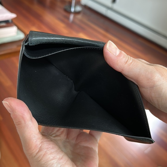 Louis Vuitton Black Leather Bifold Marco Wallet LV - Picture 5 of 9
